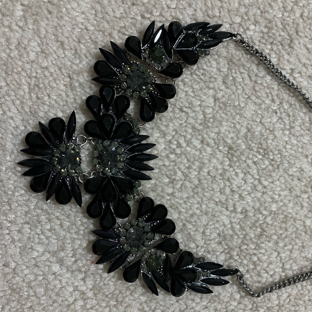 Brand new Necklace